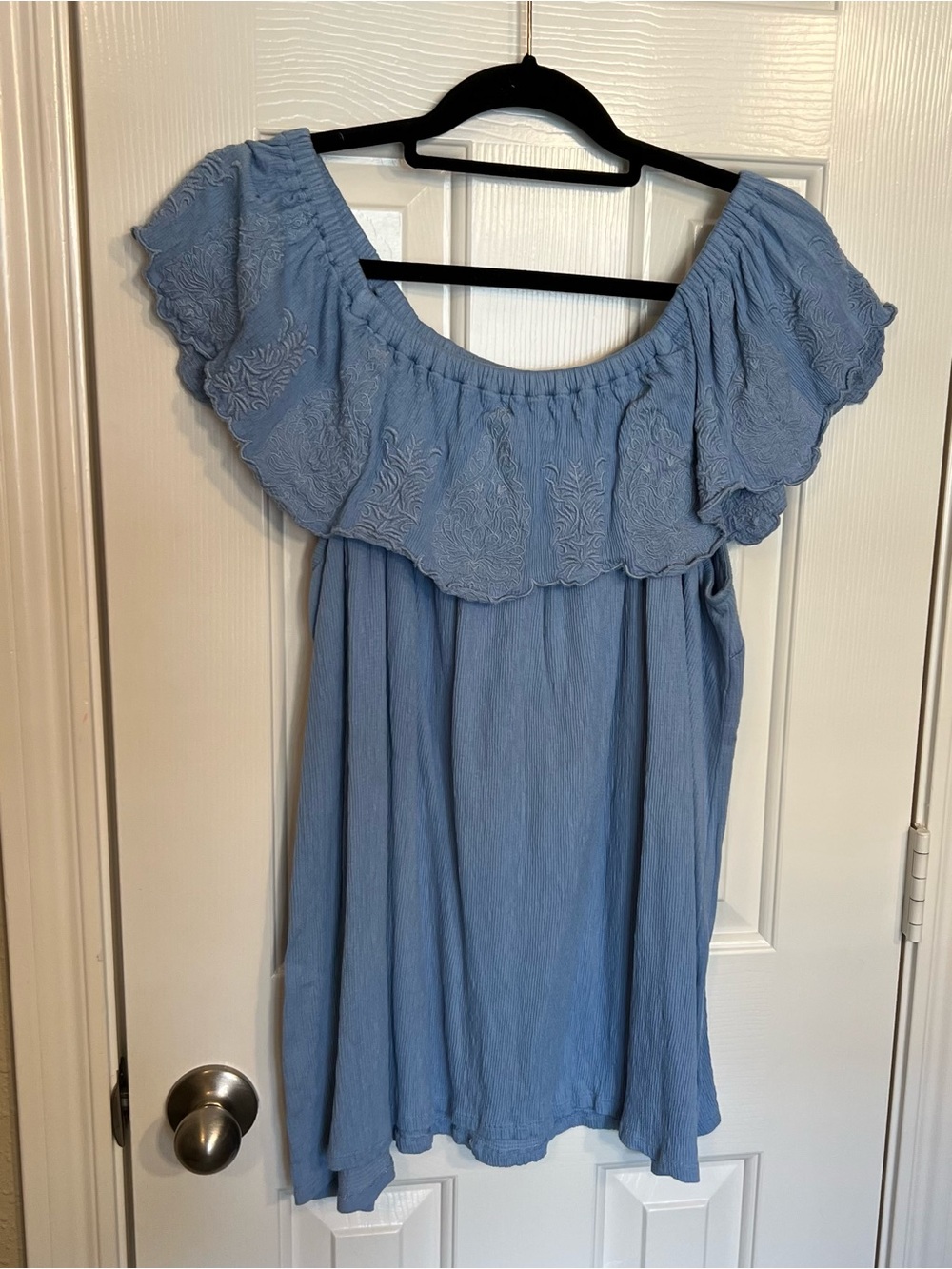 Peter Nygard Sky Blue Off-the-Shoulder Embroidered Tunic